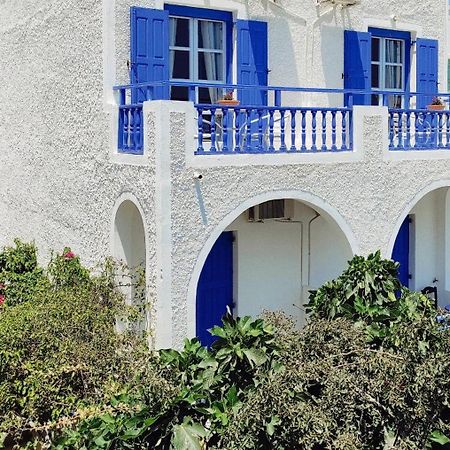 Villa Dioni Камари Экстерьер фото